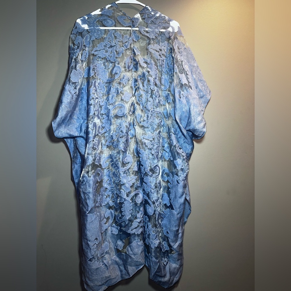 Jessica McClintock Sheer Embroidered Blue Kimono Wrap - Picture 2 of 6